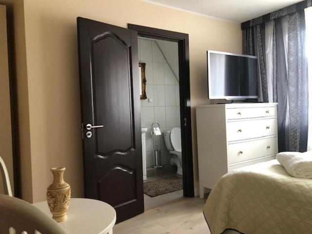 Columba Livia Guesthouse Palanga Eksteriør bilde