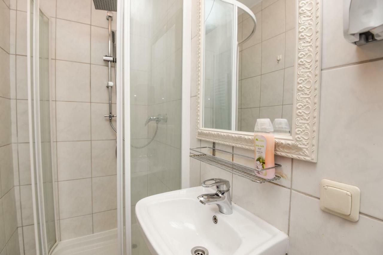 Columba Livia Guesthouse Palanga Eksteriør bilde